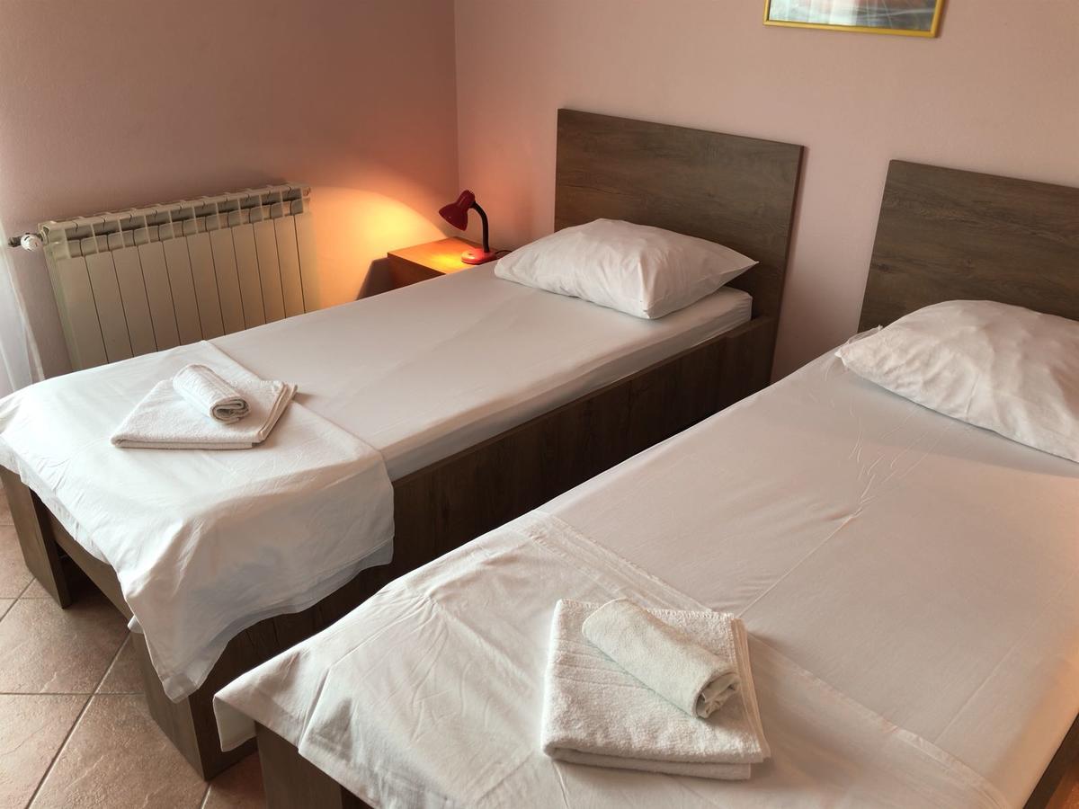 Guest House Ivo Stobreč Esterno foto